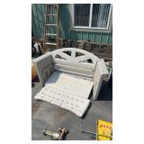 RUBBERMAID PARK BENCH