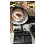 2 DESK LIGHTS