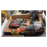 BLACK & DECKER ANGLE GRINDER, POST LEVEL, MULTI
