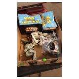 BX W/ STAR WARS FIGURINES