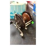 PENN #85 LEVEL WIND FISHING REEL