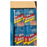 BX OF TOPPS 1992 BASEBALL WAX PACKS