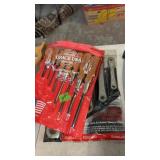 CRAFTSMAN BOX END RATCHET & SCREWDRIVER SET