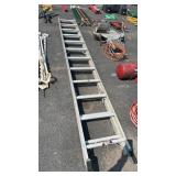 ALUMINUM EXTENSION LADDER