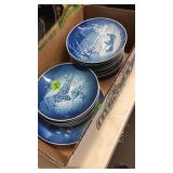 CHRISTMAS COLLECTOR PLATES