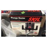 SKIL PLUNGE ROUTER