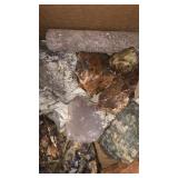 BX OF AGATES & CRYSTAL
