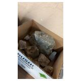 BX W/ AGATES & CRYSTALS