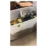 TOTE OF DECORATIVE FLOWER HOLDERS