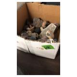 BX OF AGATES, ROCKS & CRYSTALS