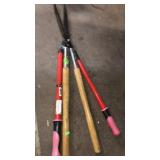 PRUNERS & HEDGE TRIMMERS