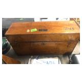 LIETZ SURVEYOR'S LEVEL IN WOOD CASE