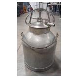 METAL VTG MILK CHURN
