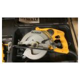 DEWALT DW378G 7 1/4' SAW IN CASE