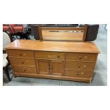 THOMASVILLE 7 DRAWER DRESSER & MIRROR
