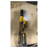 DEWALT 20V DCF513 RATCHET W/ BATTERY