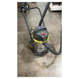 STANLEY 8 GALLON 6 HP SHOP VAC