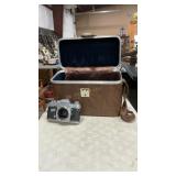 NIKON EL VTG CAMERA & LENS ASSORTMENT