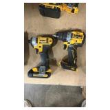 DEWALT 20V DCD800 DRILL DRIVER & DCF885 1/4' IMPA