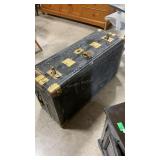 HARTMAN VTG WARDROBE TRUNK W/ ORIGINAL KEY