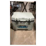 IGLOO 50 QT COOLER