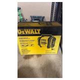 DEWALT 20V CORDLESS AIR INFLATOR