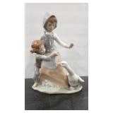 LLADRO 'AVOIDING THE GOOSE' - NO BOX