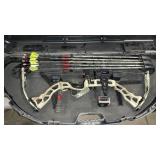 DIAMOND OUTLAW COMPOUND BOW W/ QUIVER. ARROWS, SI