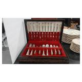 ONEIDA 'CORONATION' FLATWARE & BOX