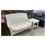 PATIO WICKER VTG LOVESEAT & ACCENT TABLE