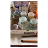 GROUP OF SEALABLE JARS