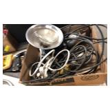 2 TROUBLE LIGHTS & CLAMP ON LIGHT