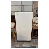 FRIDGIDAIRE UPRIGHT FREEZER