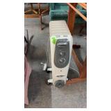PELONIS ELECTRIC RADIATOR STYLE HEATER