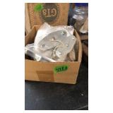 BOX OF LIGHT WEIGHT PULLY'S