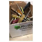 BX OF SCREWDRIVERS