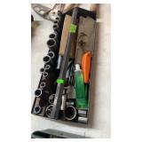 TRAY W/ SOCKETS