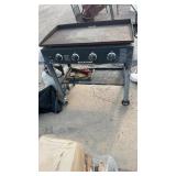 BLACKSTONE PROPANE GRIDDLE W/ TANK