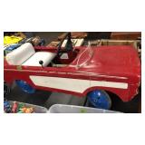 VINTAGE RED PEDDLE CAR