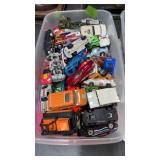 TRAY OF HOT WHEELS & OTHER MINIATURE CARS