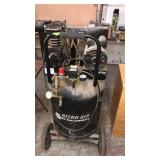 NAPA NITRO AIR PORTABLE UPRIGHT AIR COMPRESSOR