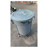 BRUTE GARBAGE CAN ON ROLLERS