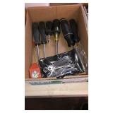 BX OF SCREWDRIVERS