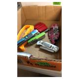 GROUP OF FOLDING KNIVES & KNIFE SHARPENERS