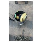 BLACK BUCKET W/ RATCHET STRAPS