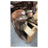 E.E. STOUT CUSTOM SADDLE **NO STAND