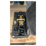 2 TON HYDRAULIC FLOOR JACK WITH CASE