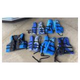 6 ADULT FLOATATION VESTS