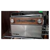 GE SOLID STATE VTG RADIO
