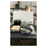 KITCHEN WARE ASSORTMENT